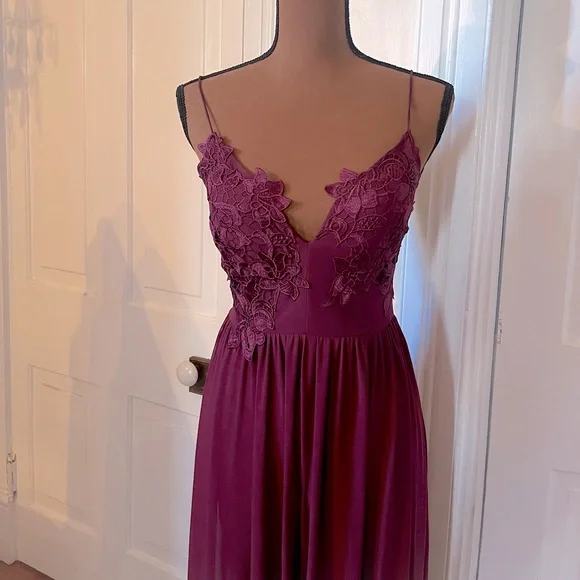 black formal dress what color shoes Ever-Pretty Floral Velvet Pleated V-Neck Summer Formal Wedding Guest Dress with Pockets main image 0